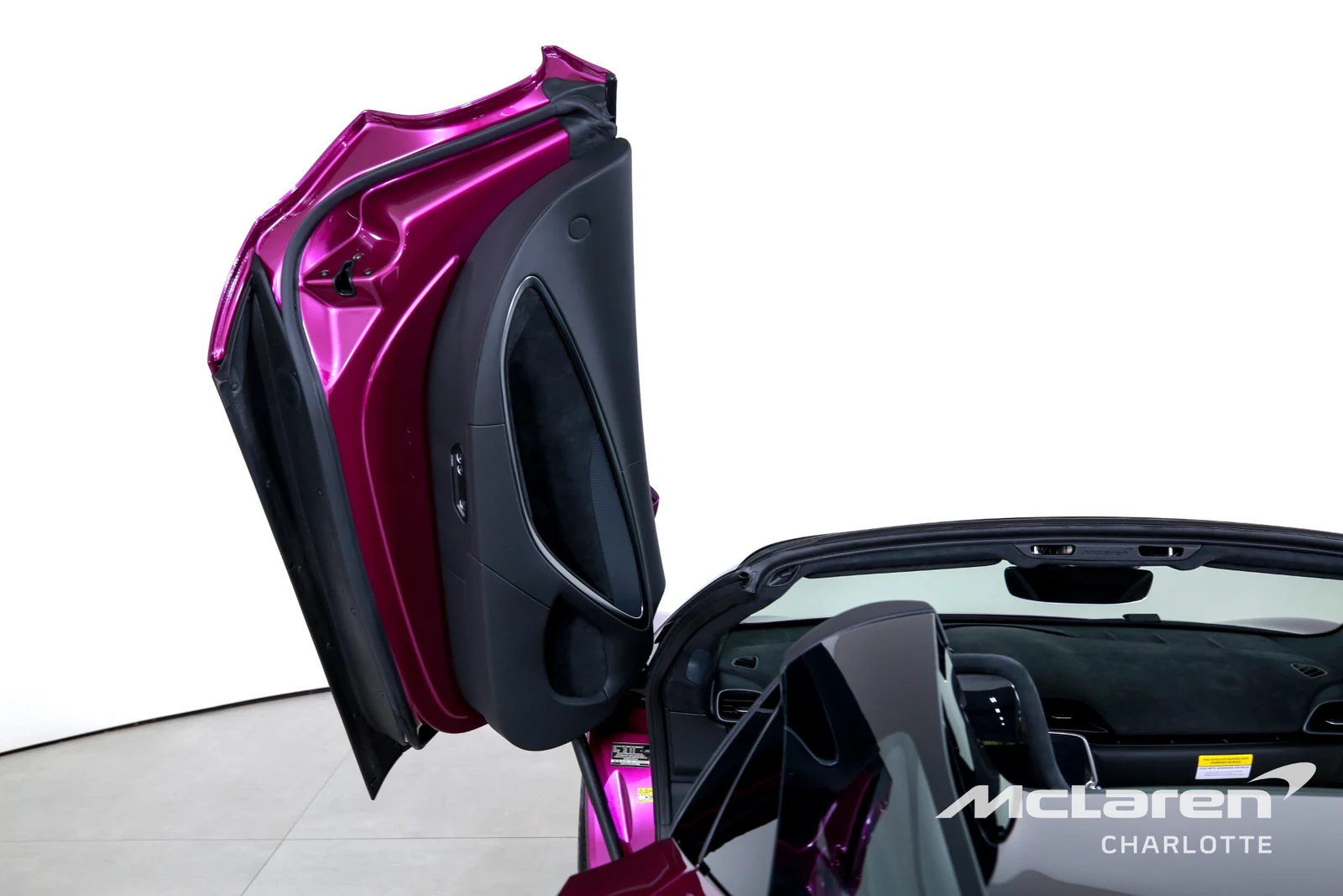 2026 McLaren Artura Spider, 11/28