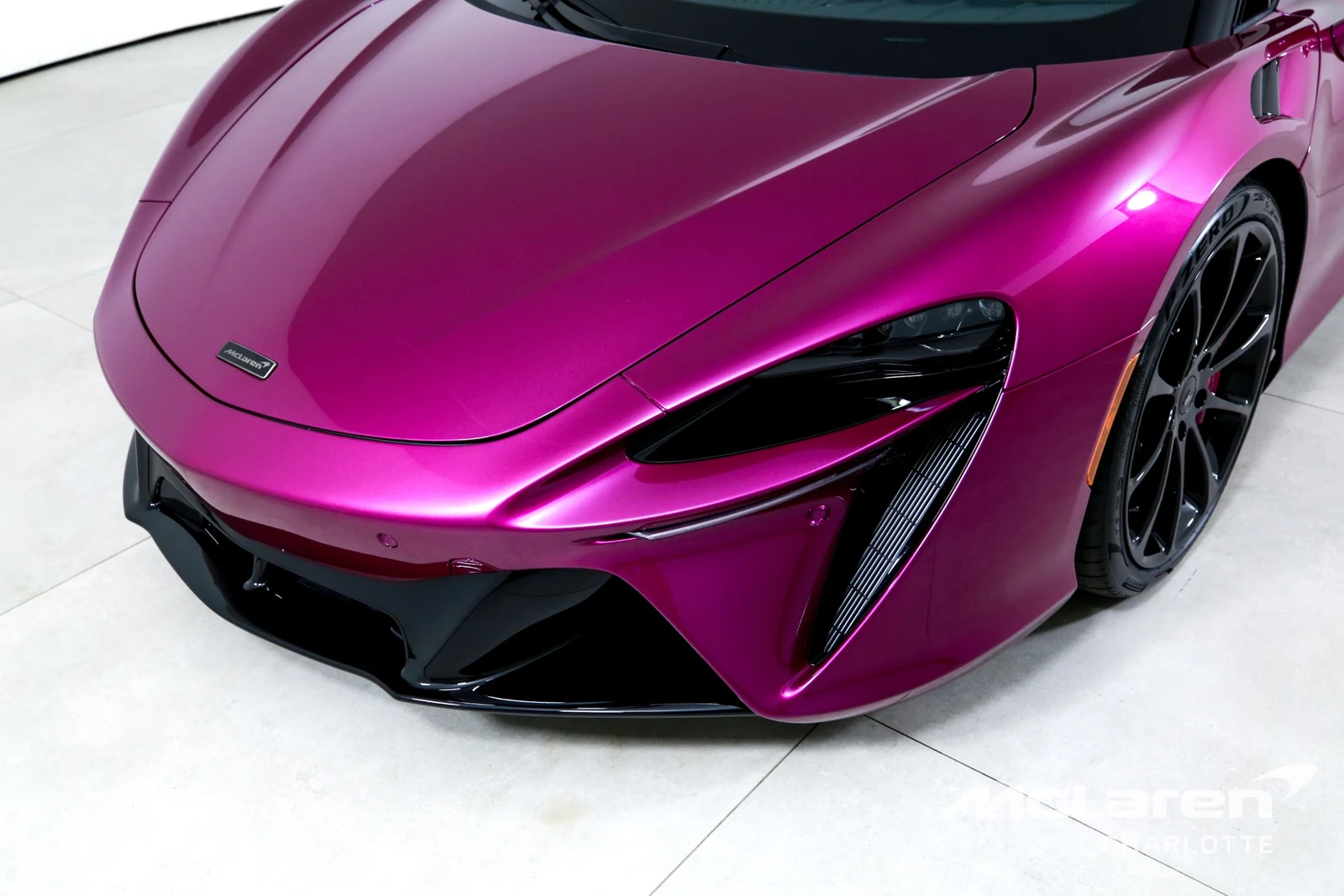 2026 McLaren Artura Spider, 27/28