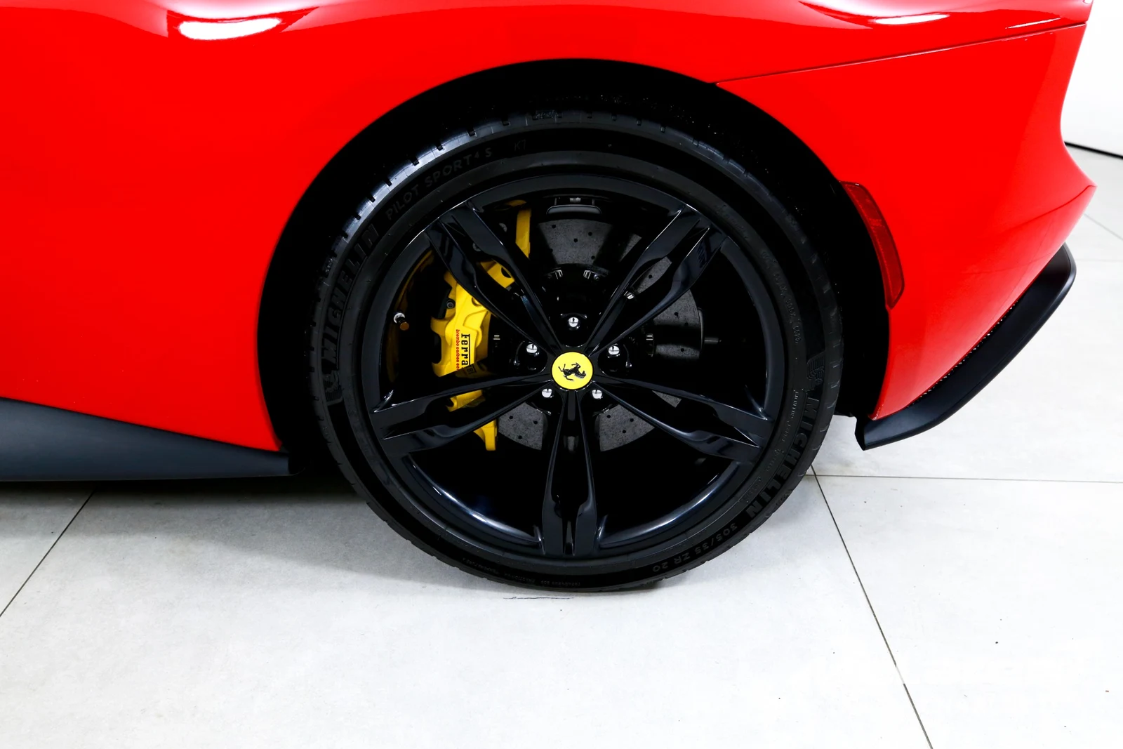 2023 Ferrari 296 GTB, 26/29