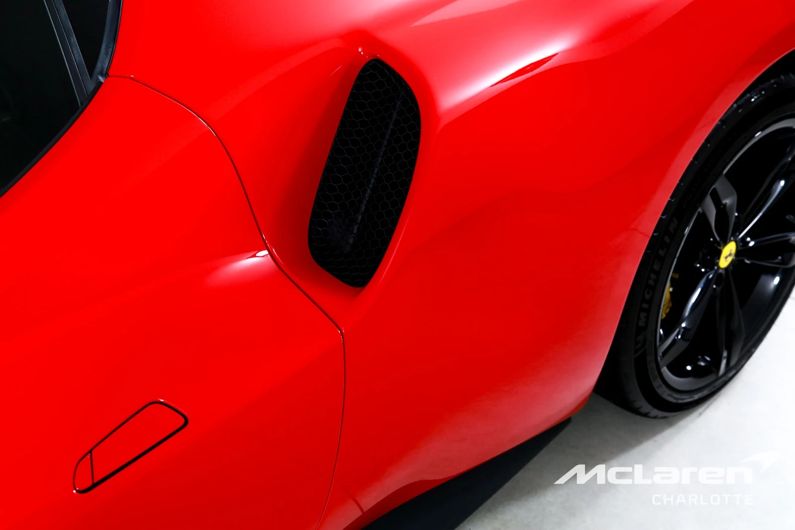 2023 Ferrari 296 GTB, 28/29