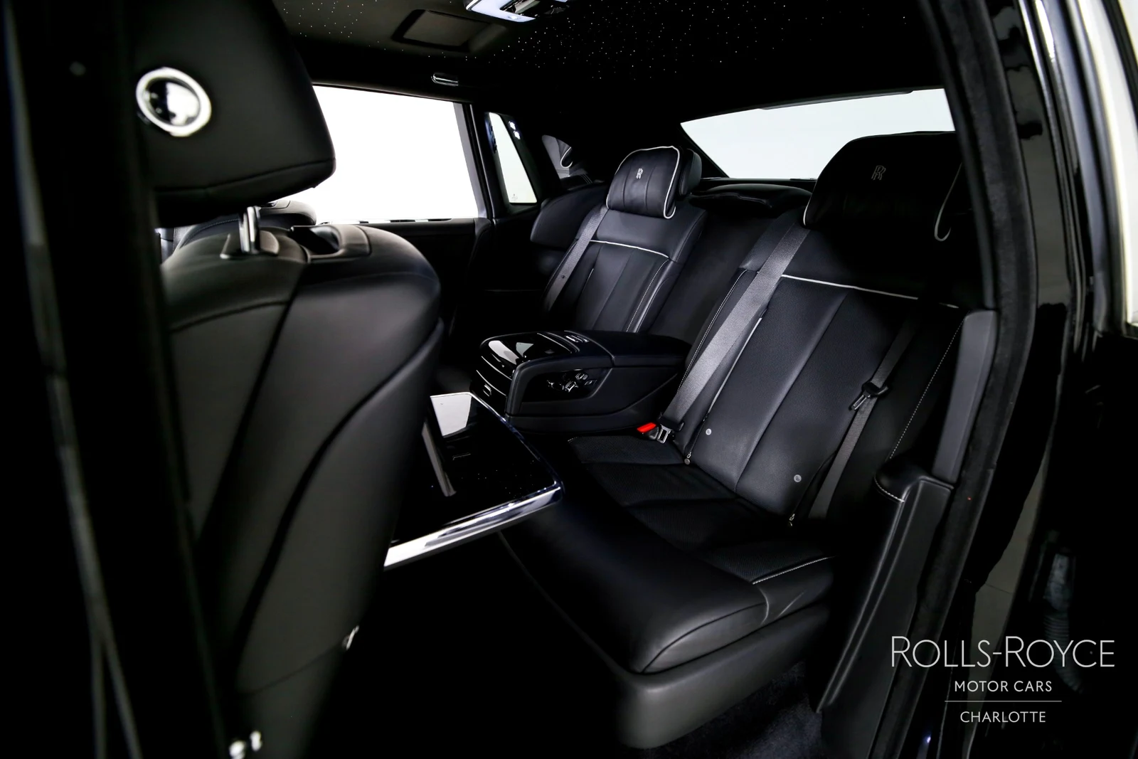 2020 Rolls-Royce Phantom, 11/29