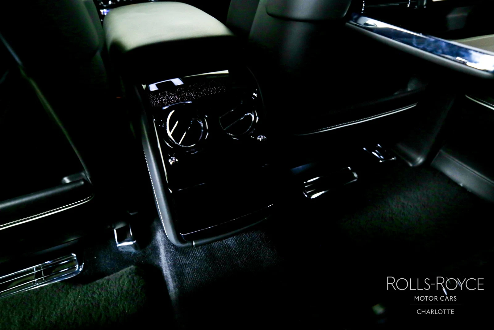 2020 Rolls-Royce Phantom, 13/29