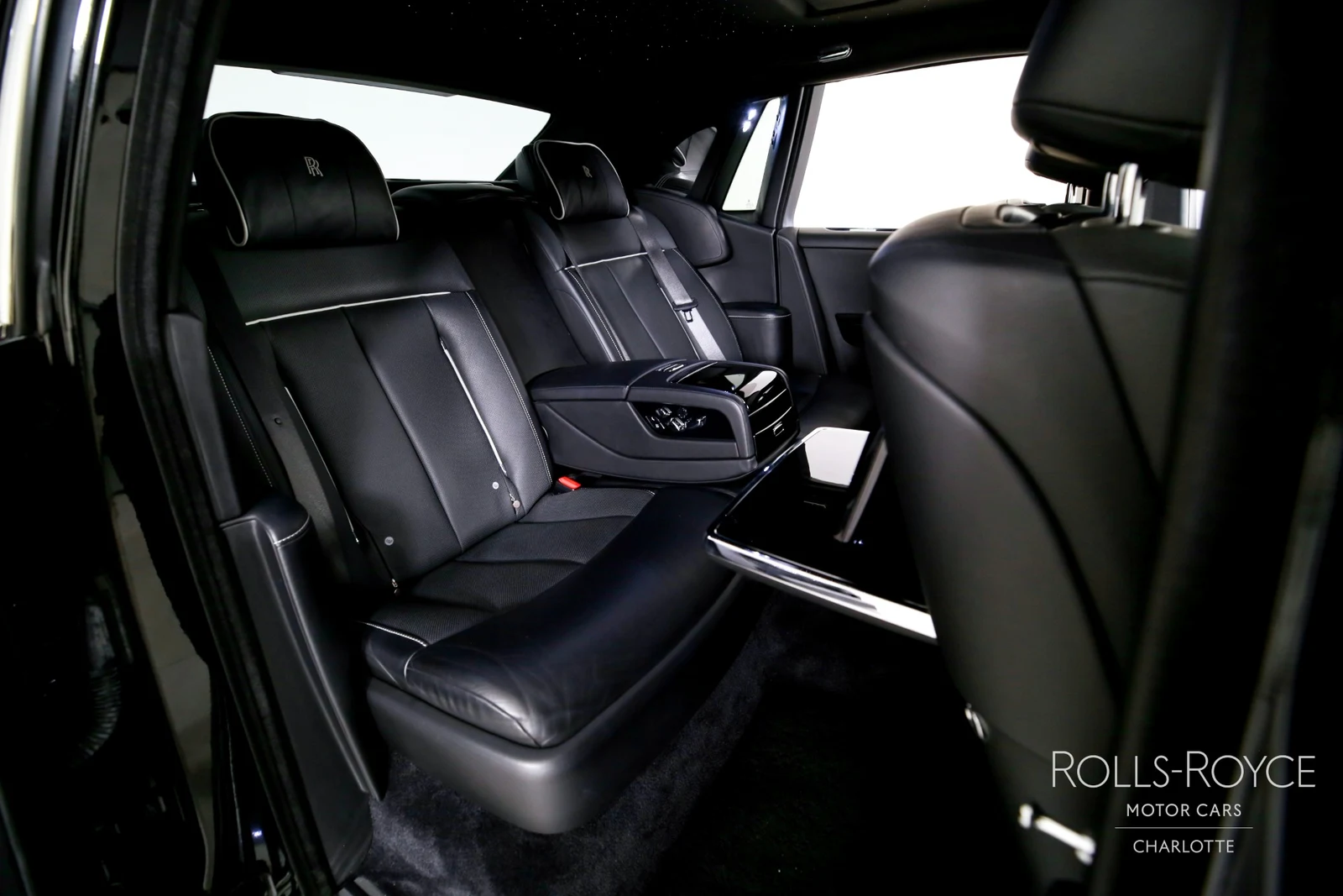 2020 Rolls-Royce Phantom, 17/29