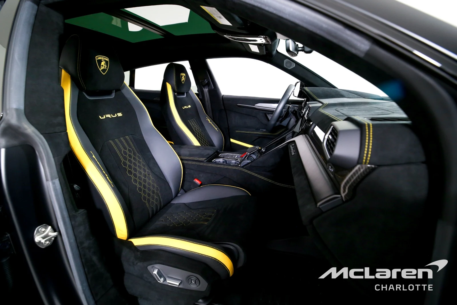 2024 Lamborghini Urus Performante, 19/29