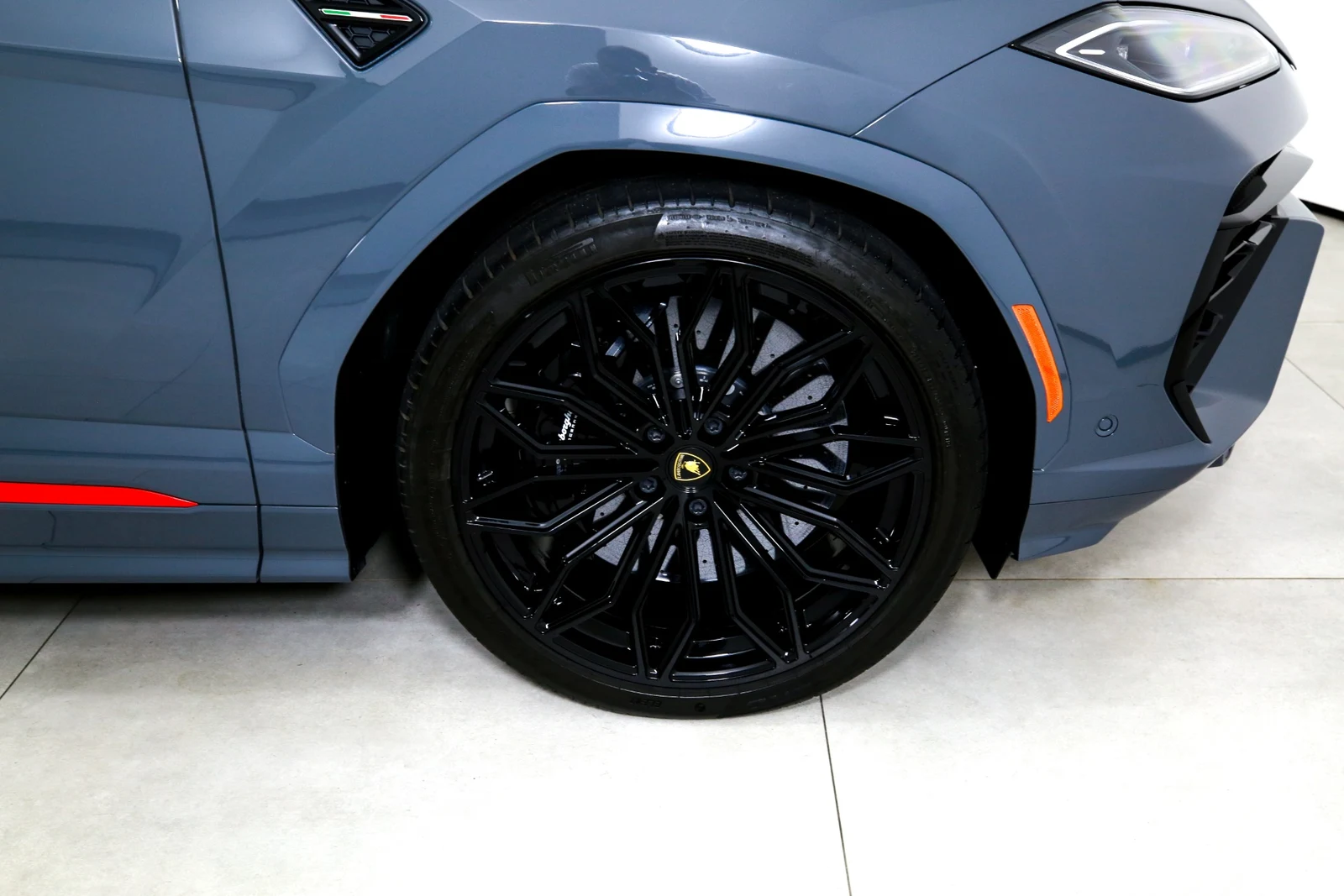 2025 Lamborghini Urus SE, 24/29