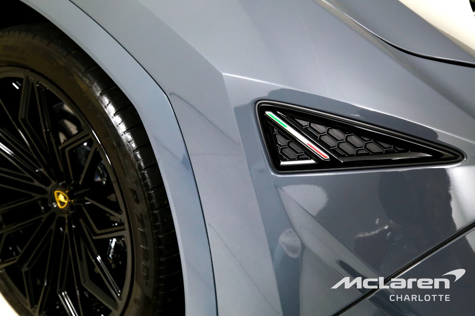 2025 Lamborghini Urus SE, 28/29