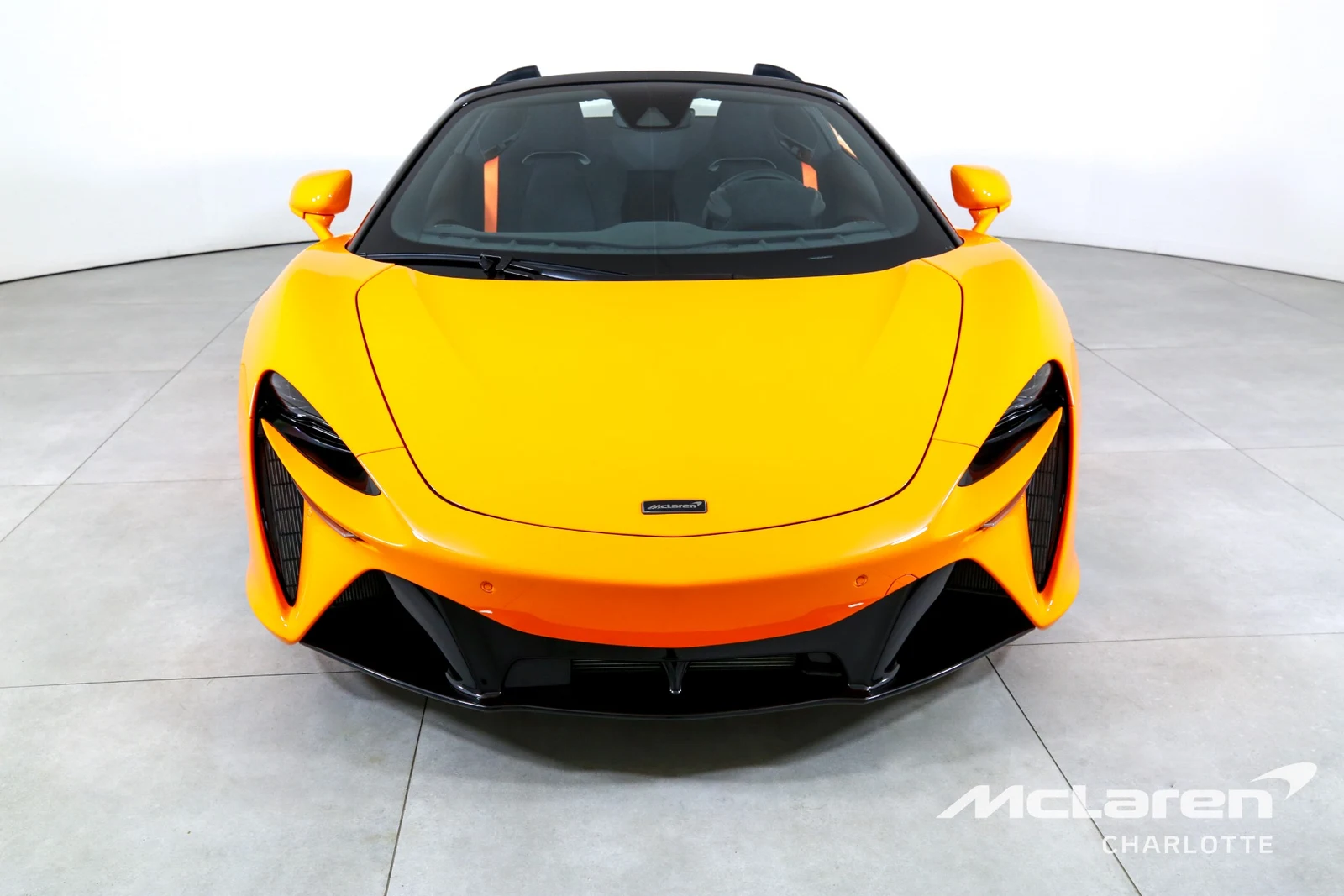 2026 McLaren Artura Spider, 3/29