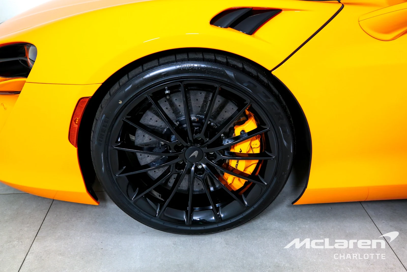 2026 McLaren Artura Spider, 25/29