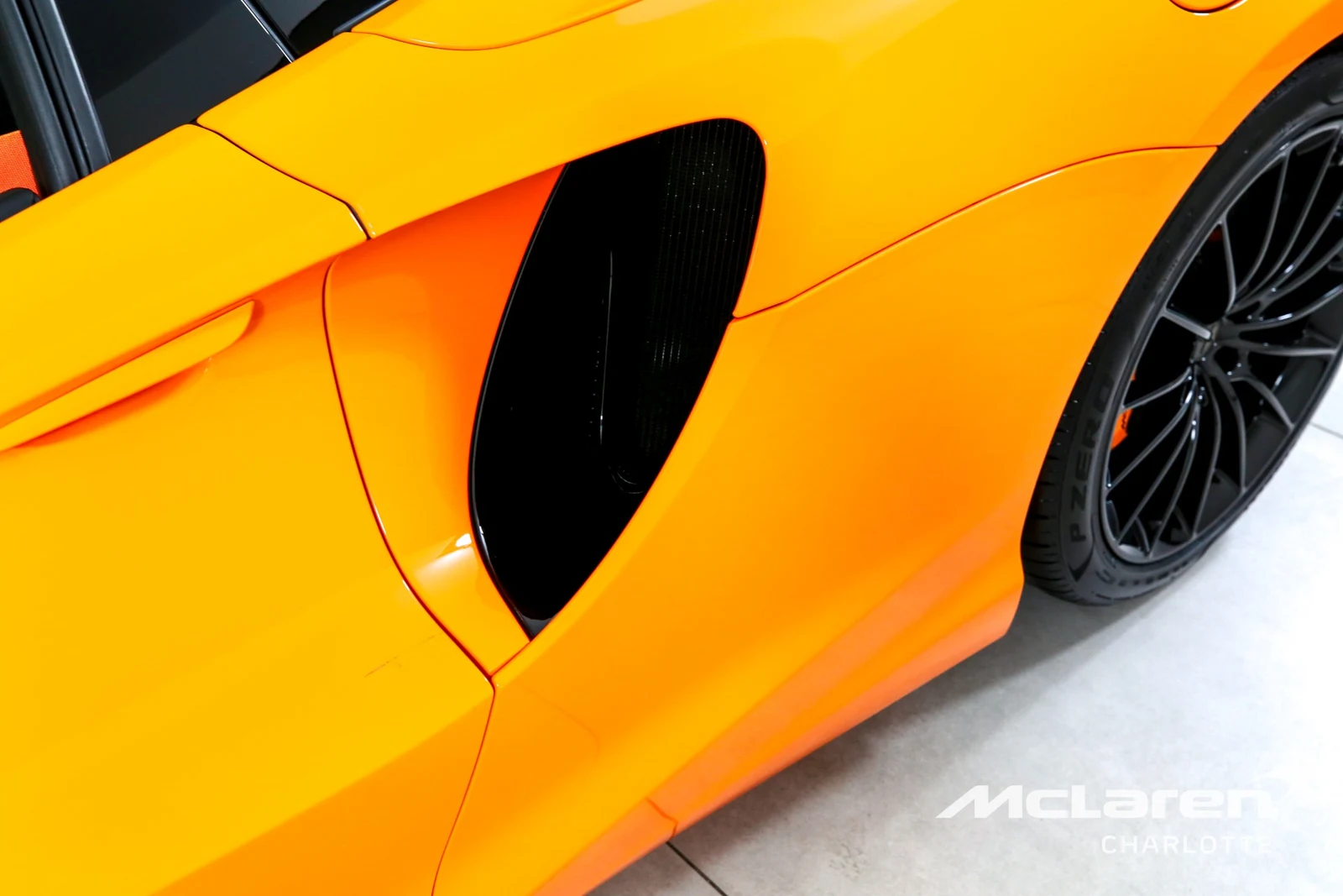 2026 McLaren Artura Spider, 28/29