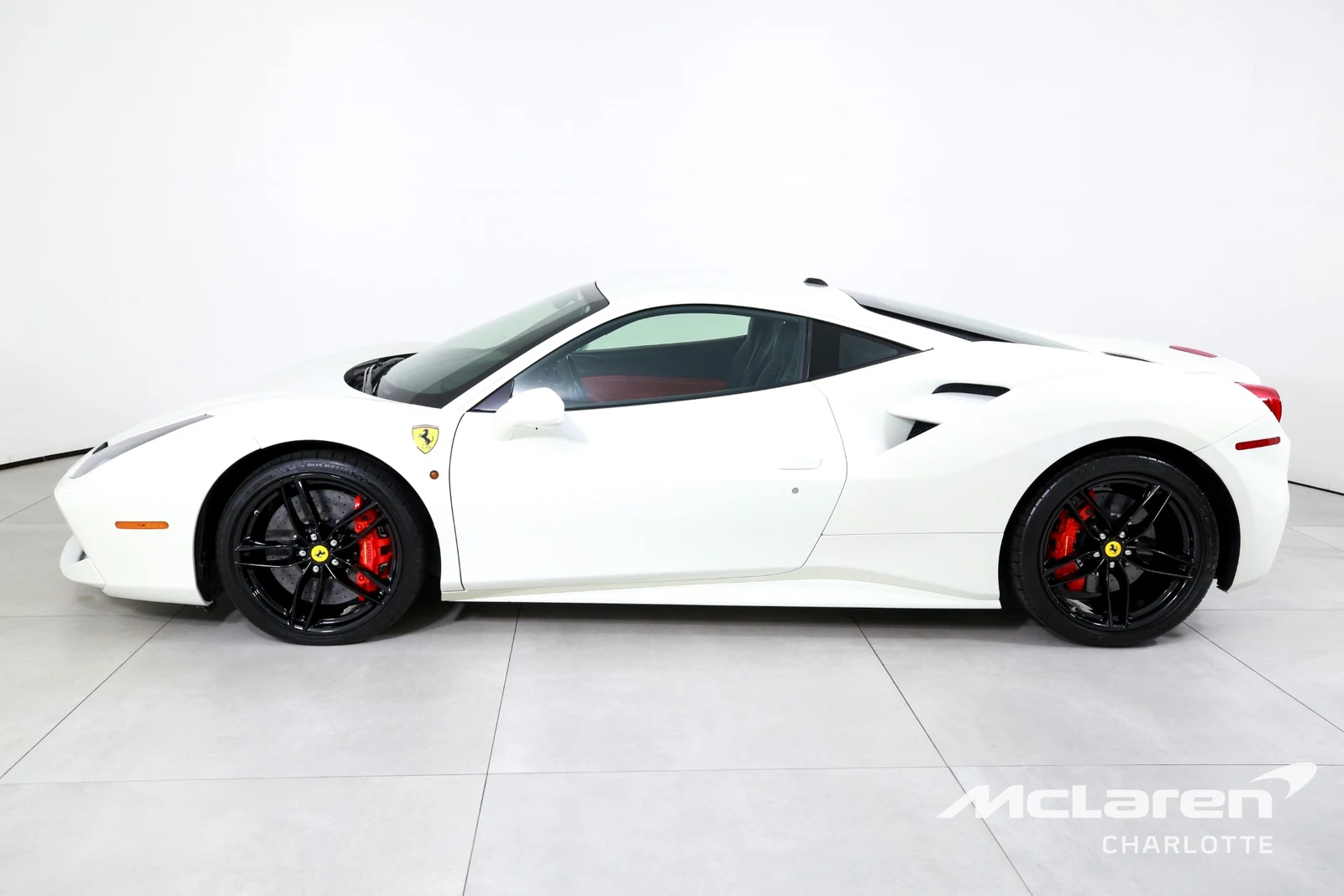 2019 Ferrari 488 GTB, 3/29