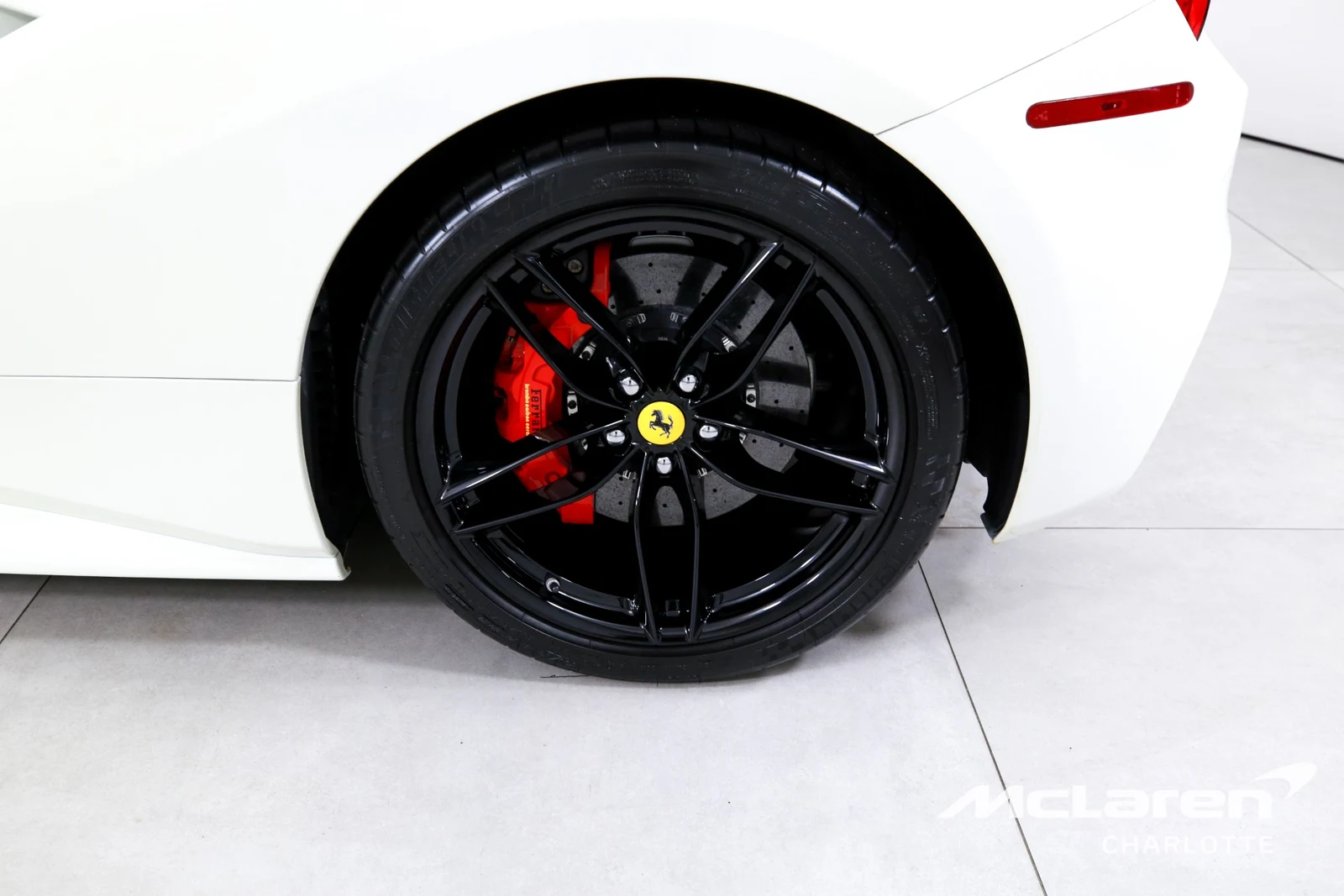2019 Ferrari 488 GTB, 25/29