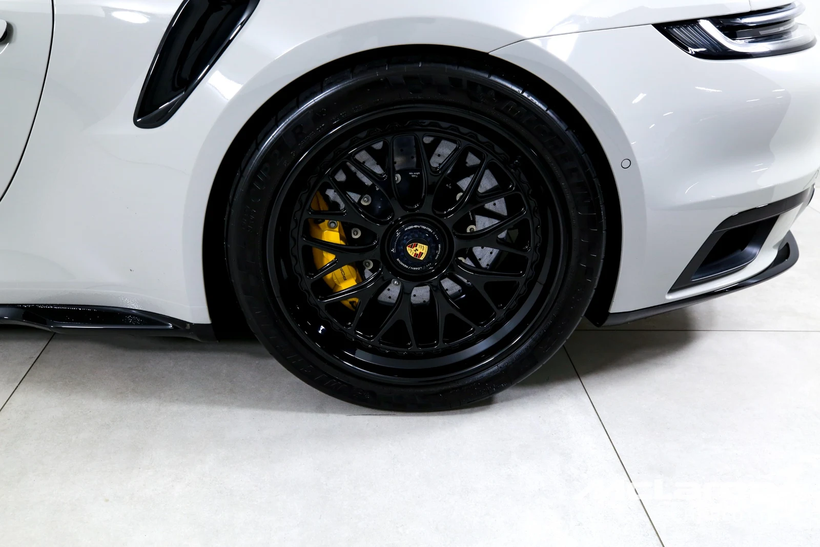 2025 Porsche 911 Turbo S, 24/29