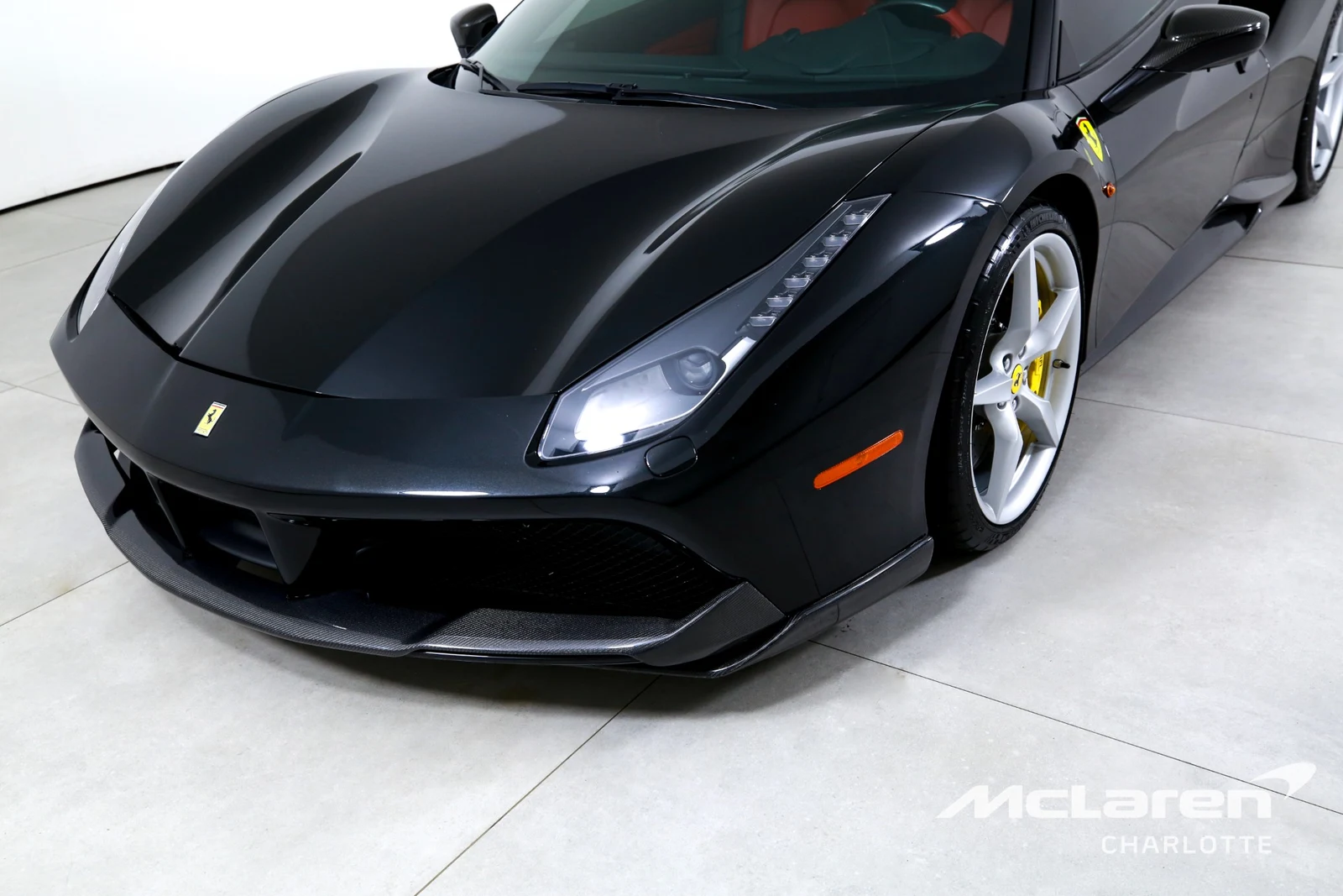2018 Ferrari 488 GTB, 27/30