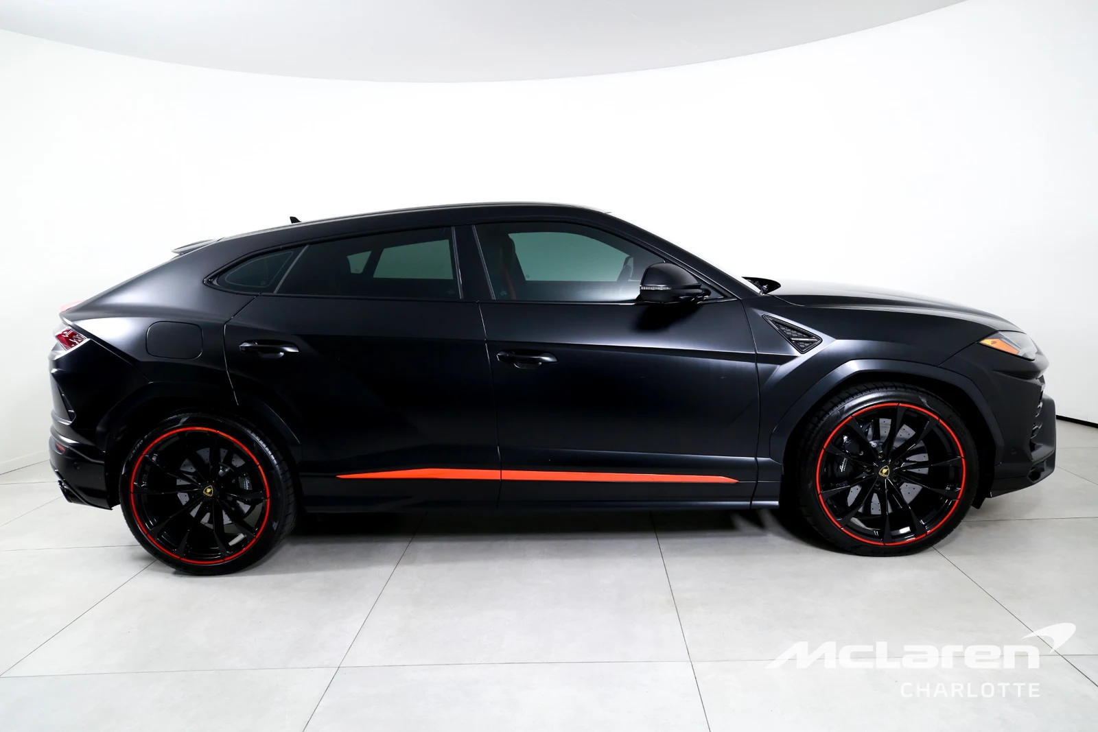 2022 Lamborghini Urus, 6/30