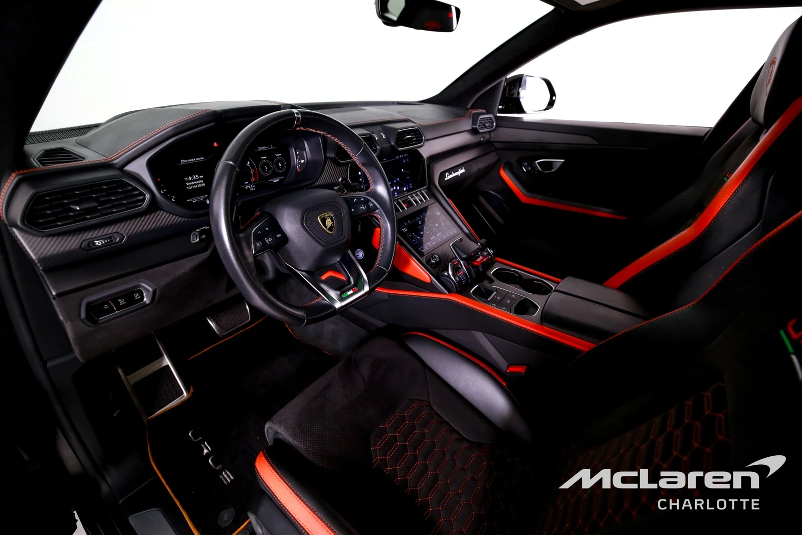 2022 Lamborghini Urus, 9/30