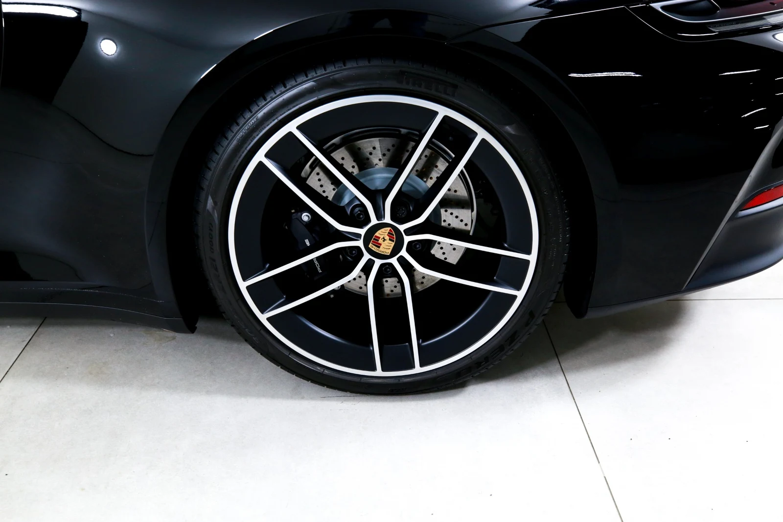 2025 Porsche 911 Carrera T, 28/30