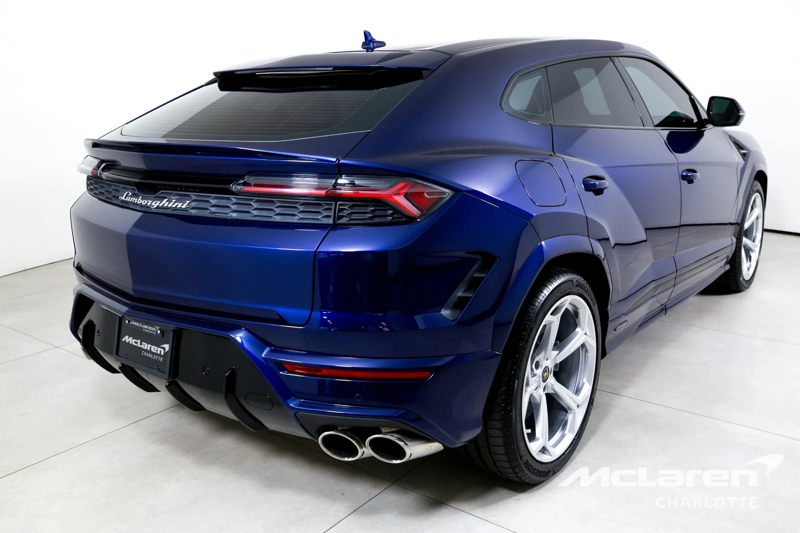 2026 Lamborghini Urus SE, 4/29