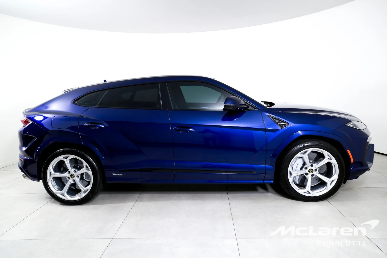 2026 Lamborghini Urus SE, 5/29