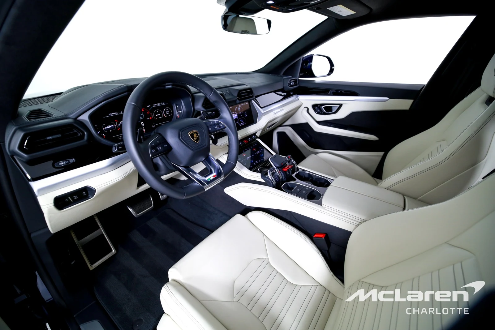 2026 Lamborghini Urus SE, 7/29