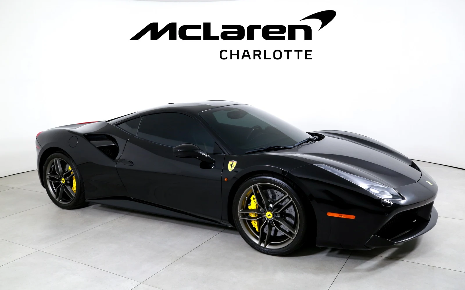 2017 Ferrari 488 GTB, 8/28
