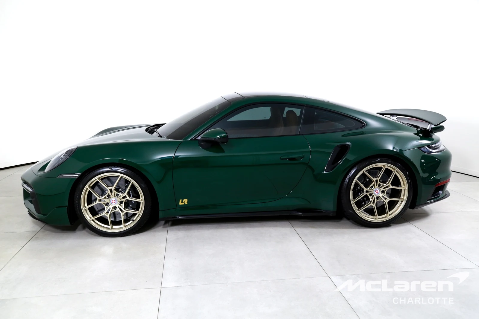 2023 Porsche 911 Turbo S, 3/29
