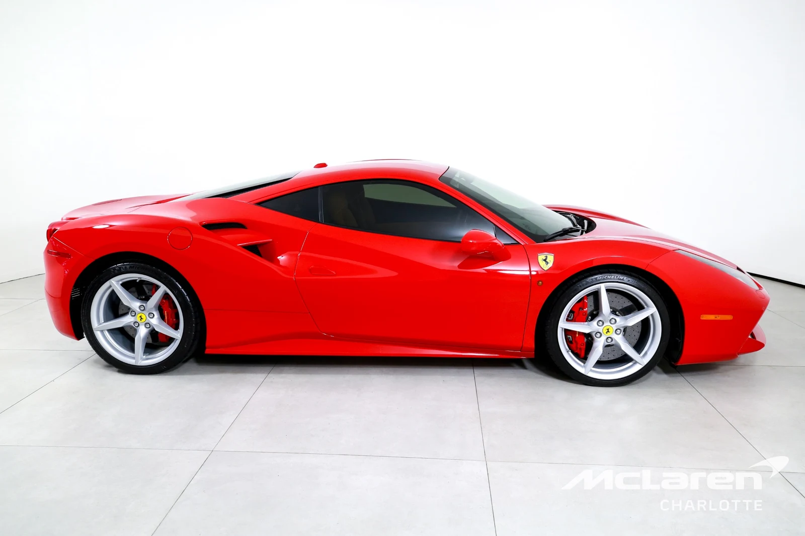 2018 Ferrari 488 GTB, 6/29