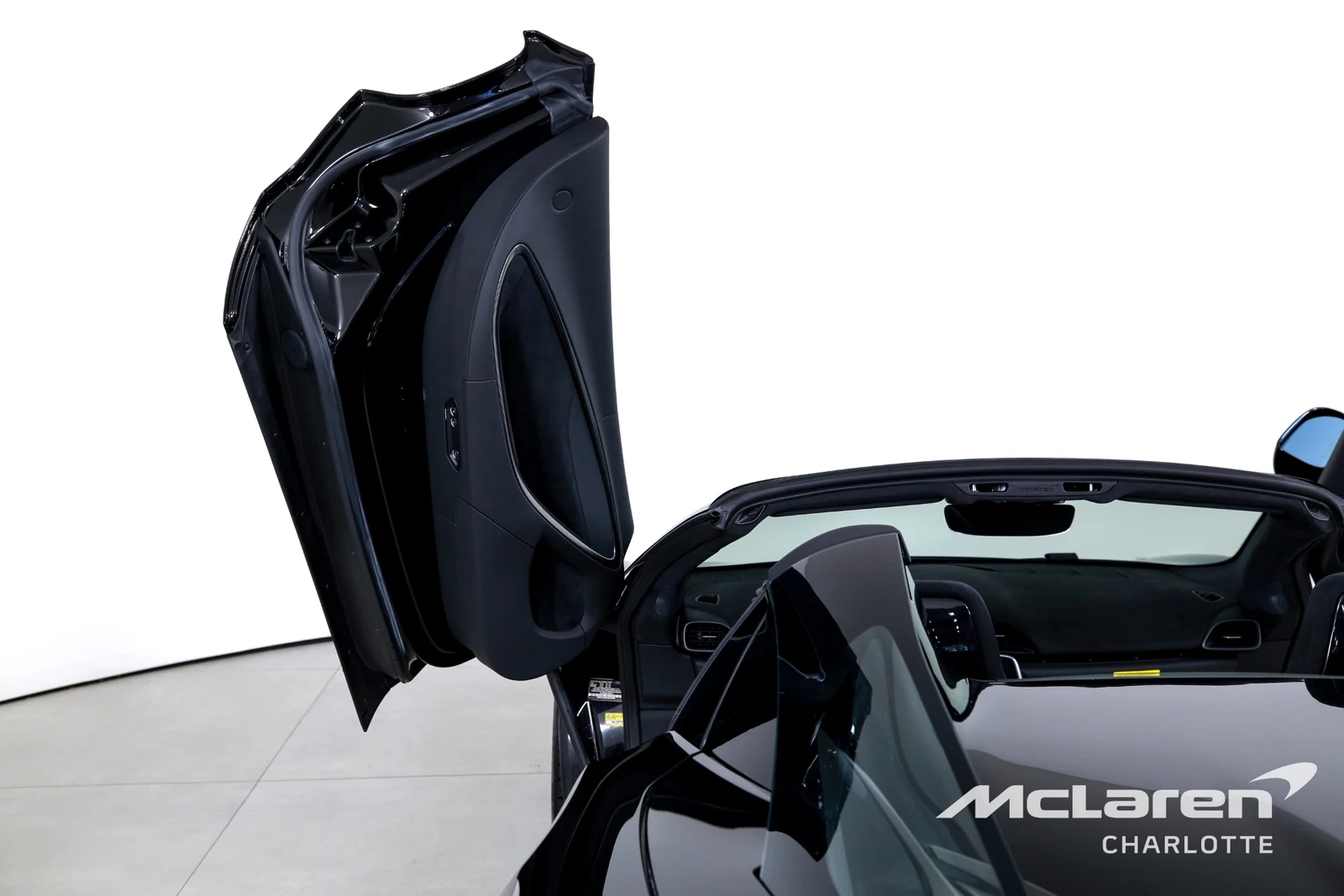 2026 McLaren Artura Spider, 10/29