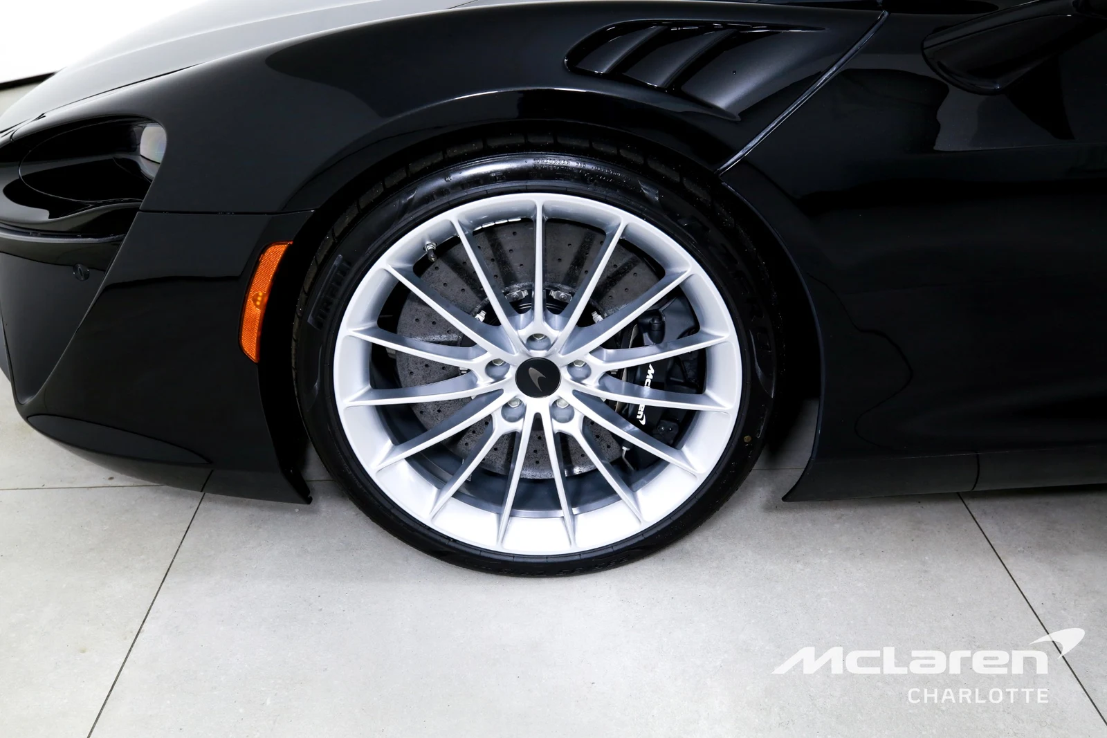 2026 McLaren Artura Spider, 25/29