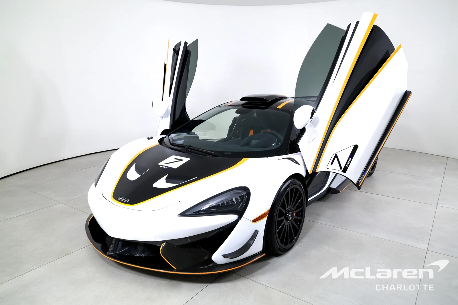 2020 McLaren 620R, 2/29