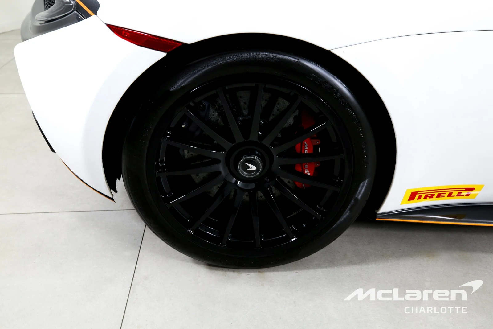 2020 McLaren 620R, 21/29