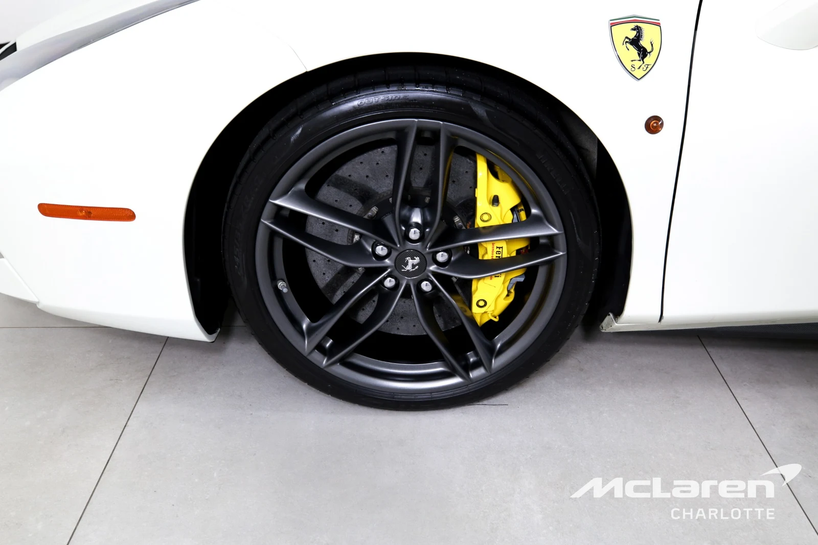 2018 Ferrari 488 Spider, 25/29