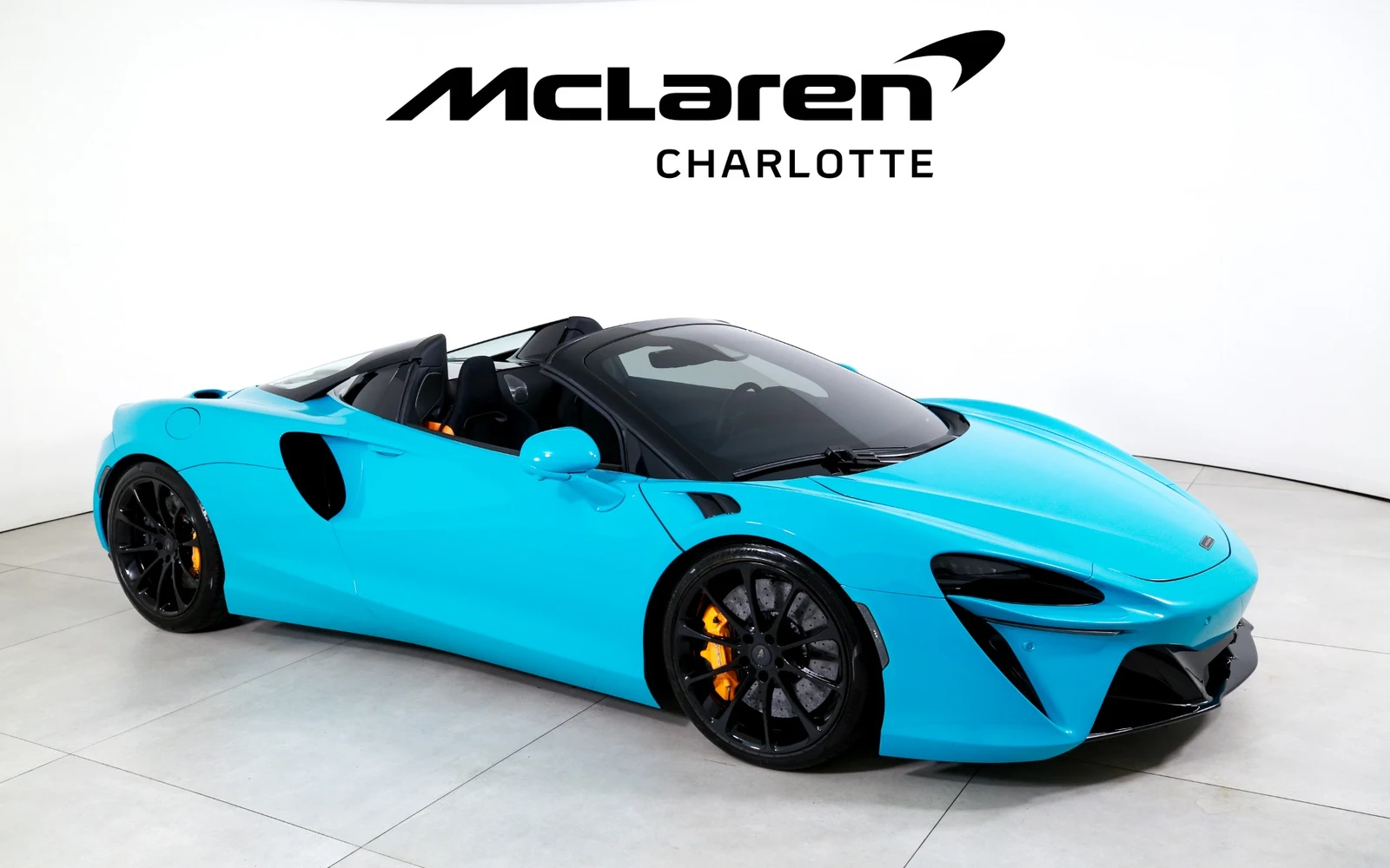 2025 McLaren Artura Spider TechLux, 8/28