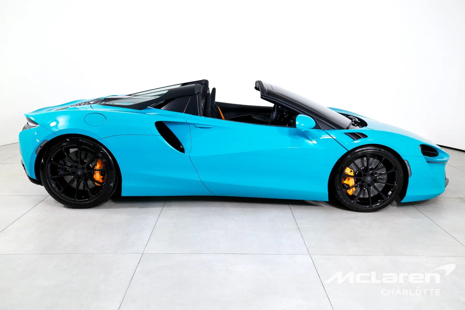 2025 McLaren Artura Spider TechLux, 10/28