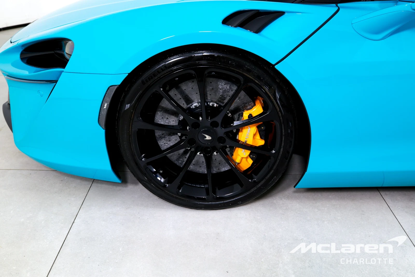 2025 McLaren Artura Spider TechLux, 24/28