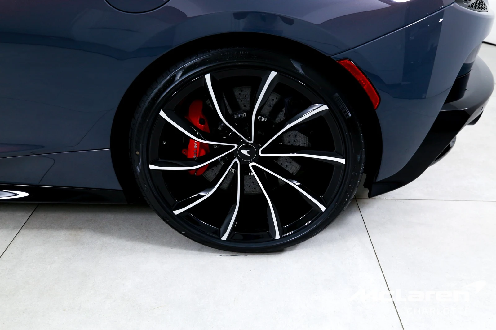 2027 McLaren GTS, 26/29