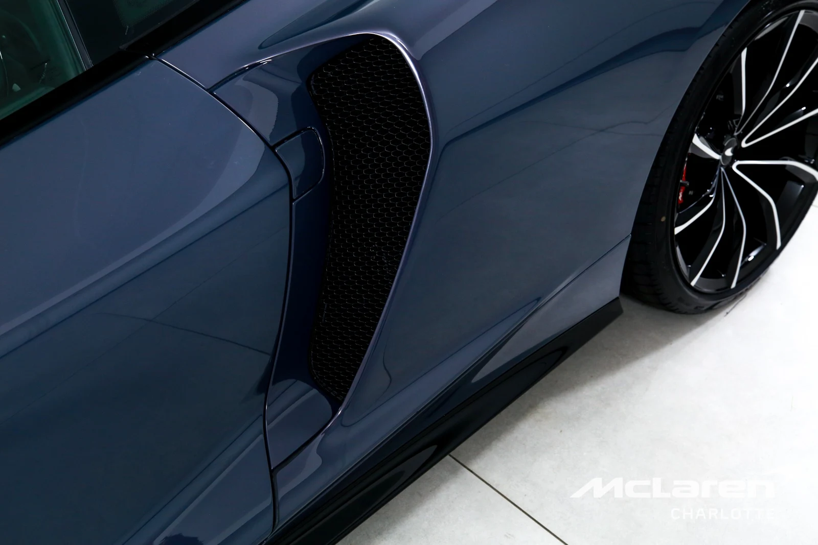 2027 McLaren GTS, 28/29