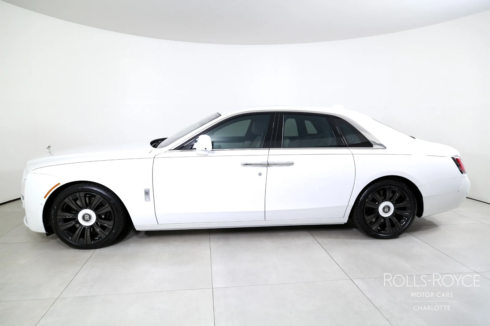 2021 Rolls-Royce Ghost, 2/29