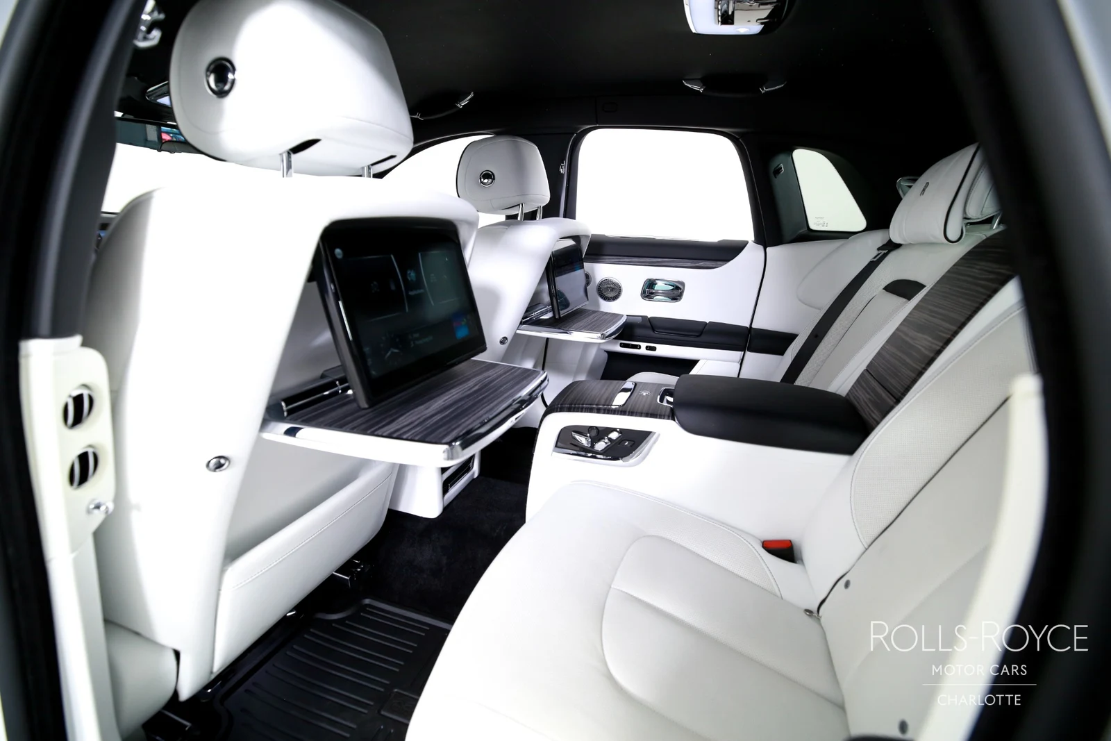 2021 Rolls-Royce Ghost, 12/29