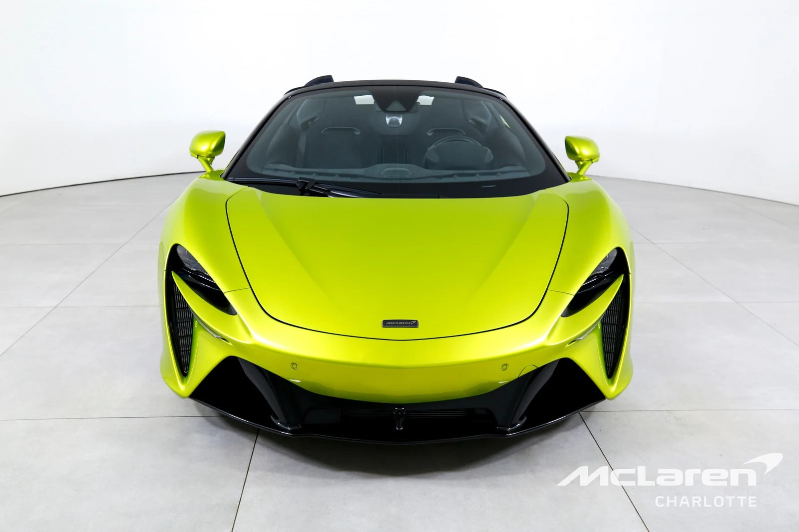 2025 McLaren Artura Spider, 3/28
