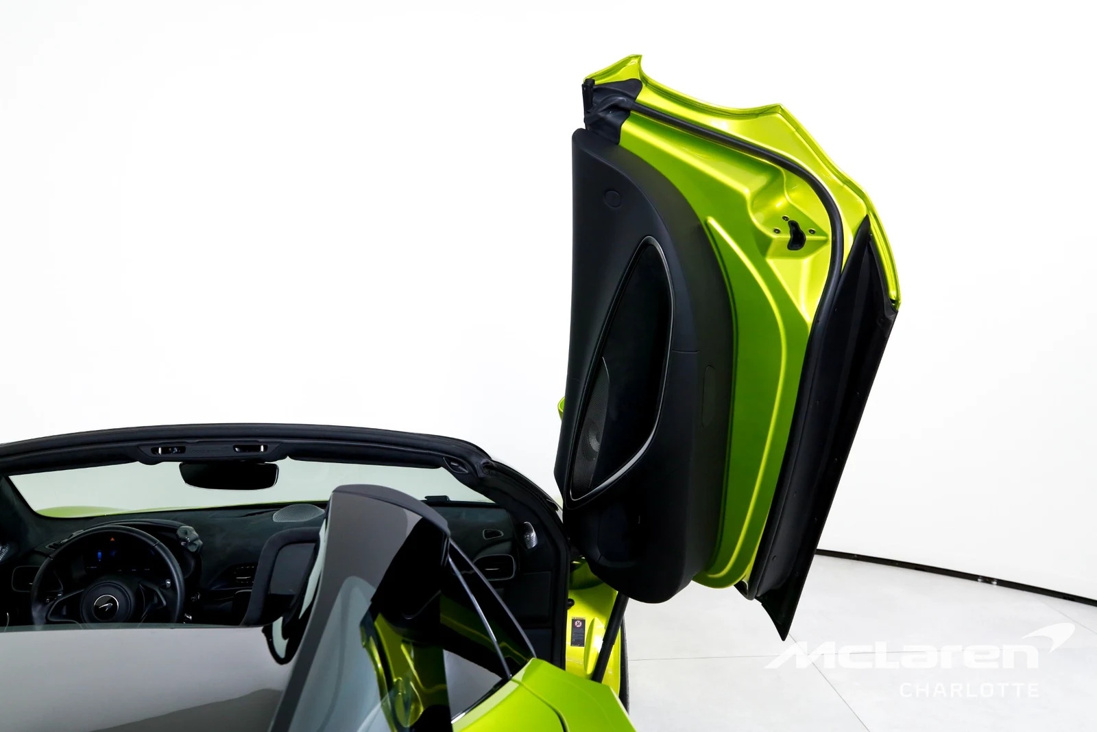 2025 McLaren Artura Spider, 17/28