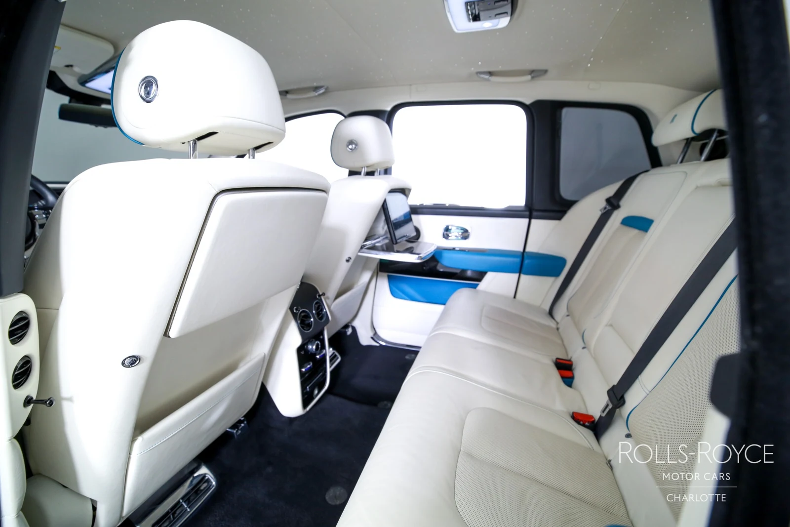 2023 Rolls-Royce Cullinan, 12/29
