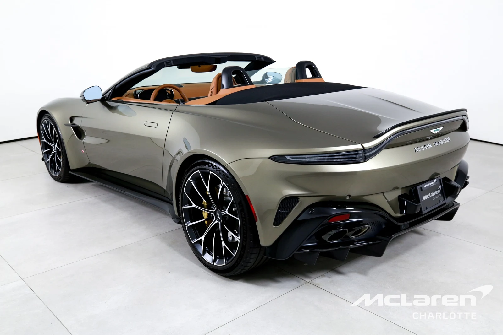 2026 Aston Martin Vantage S Roadster, 5/29