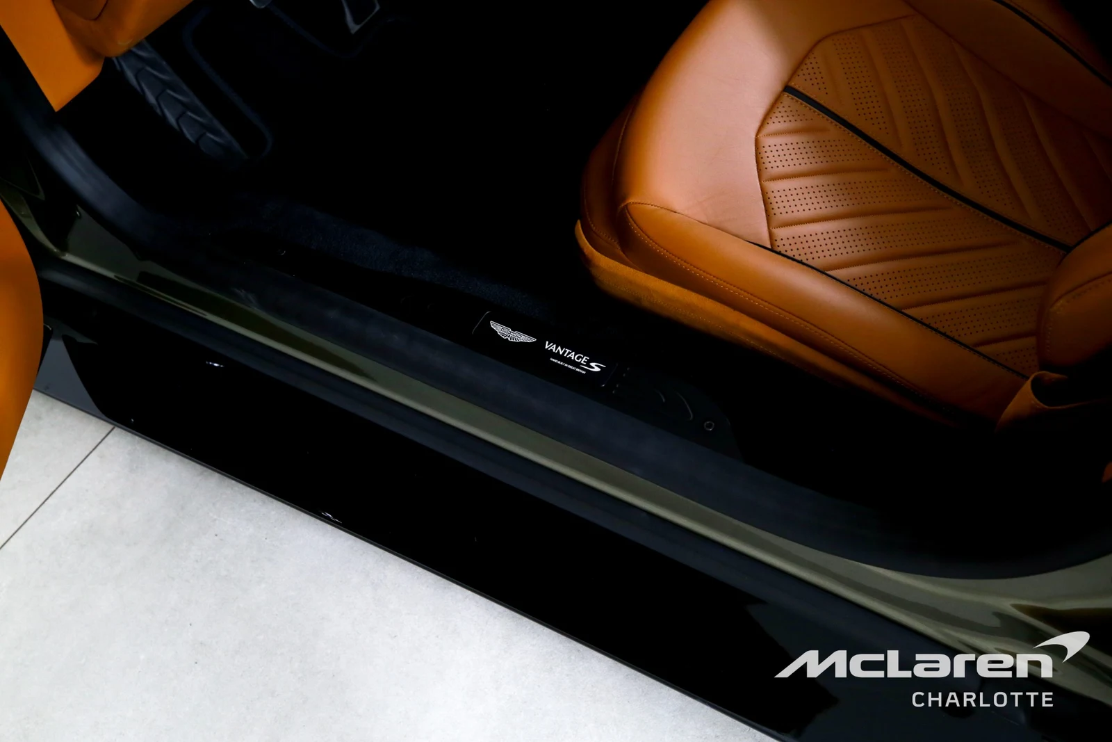 2026 Aston Martin Vantage S Roadster, 15/29