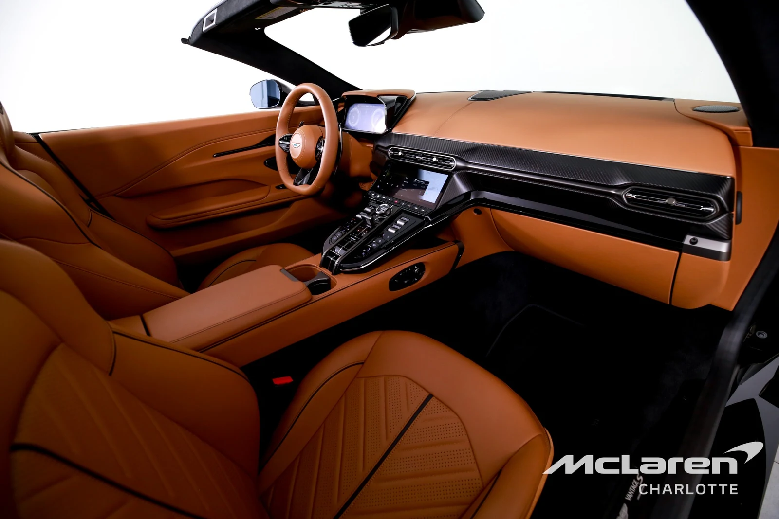 2026 Aston Martin Vantage S Roadster, 19/29