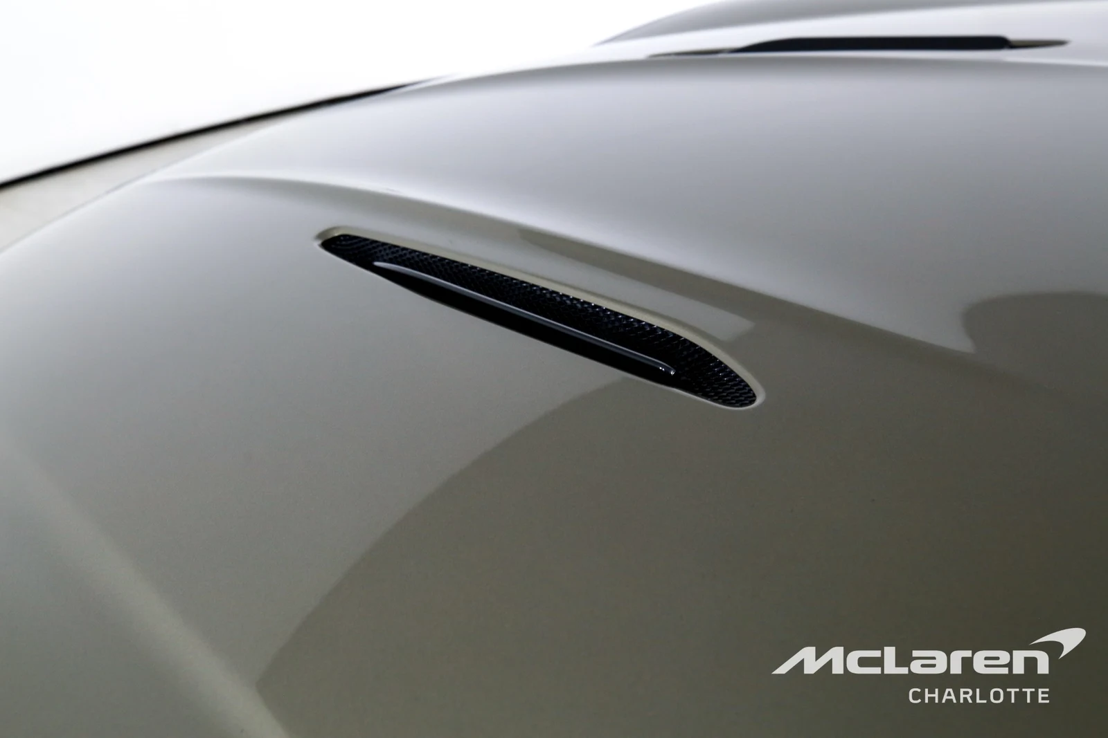 2026 Aston Martin Vantage S Roadster, 28/29