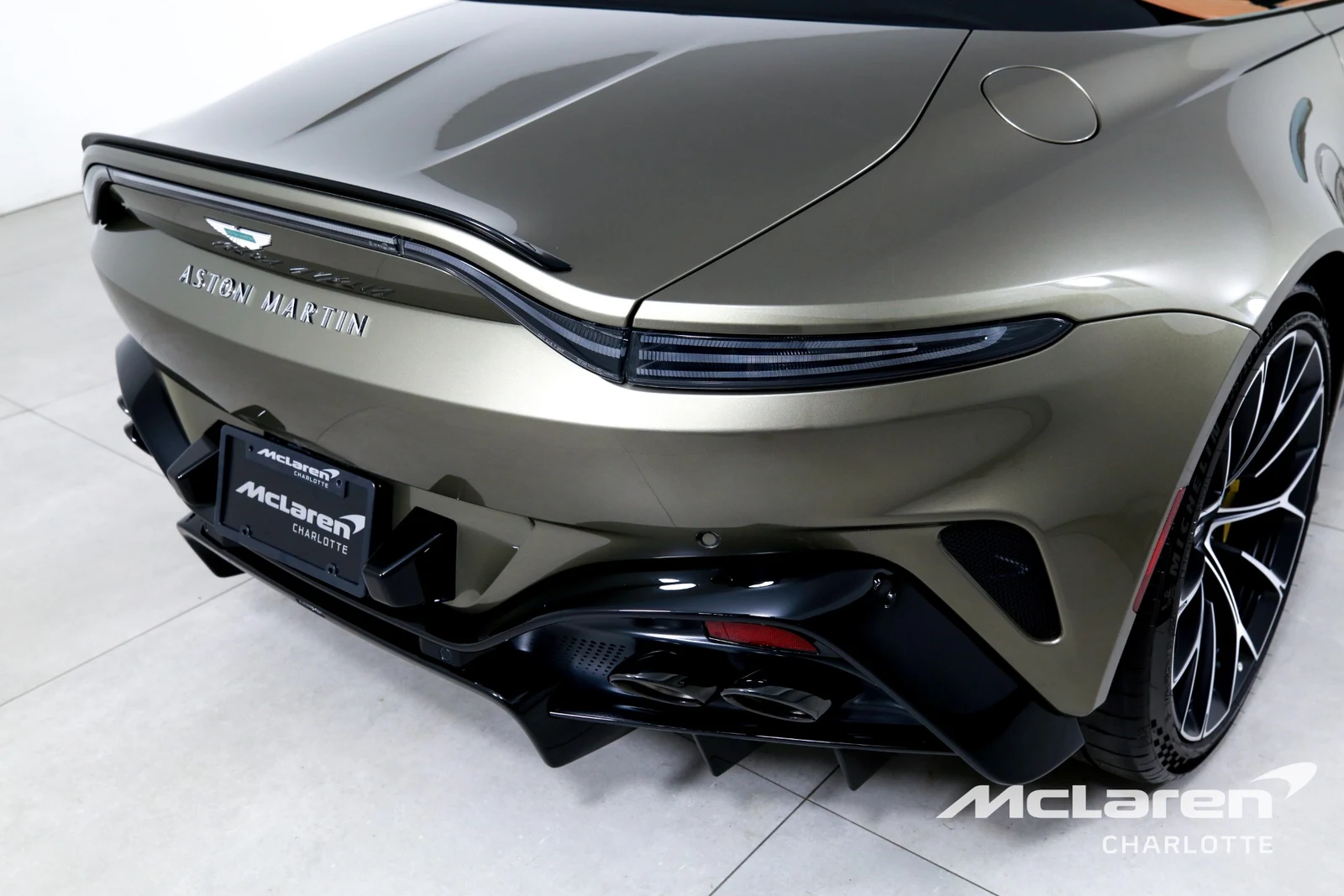 2026 Aston Martin Vantage S Roadster, 29/29