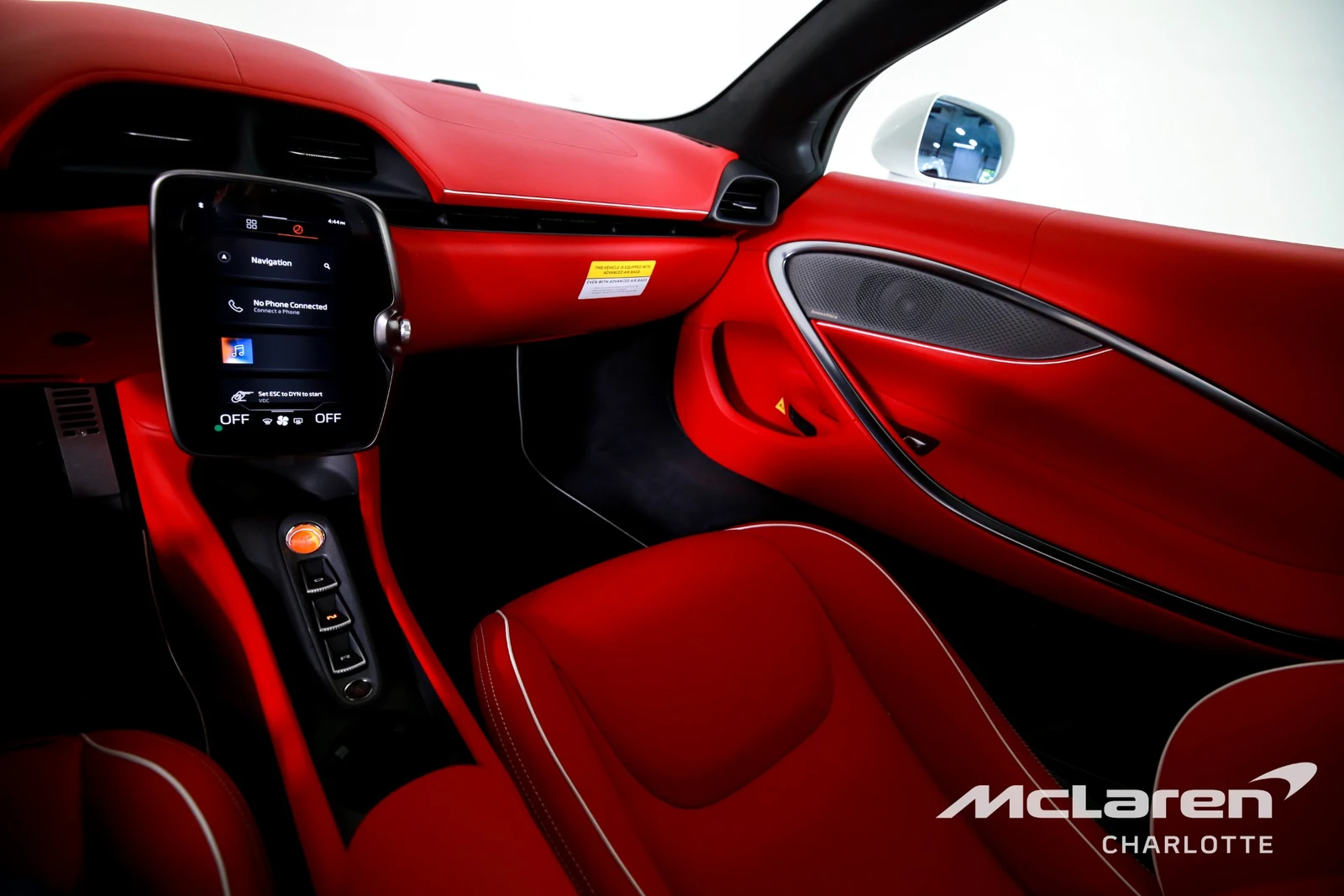 2025 McLaren Artura, 14/29