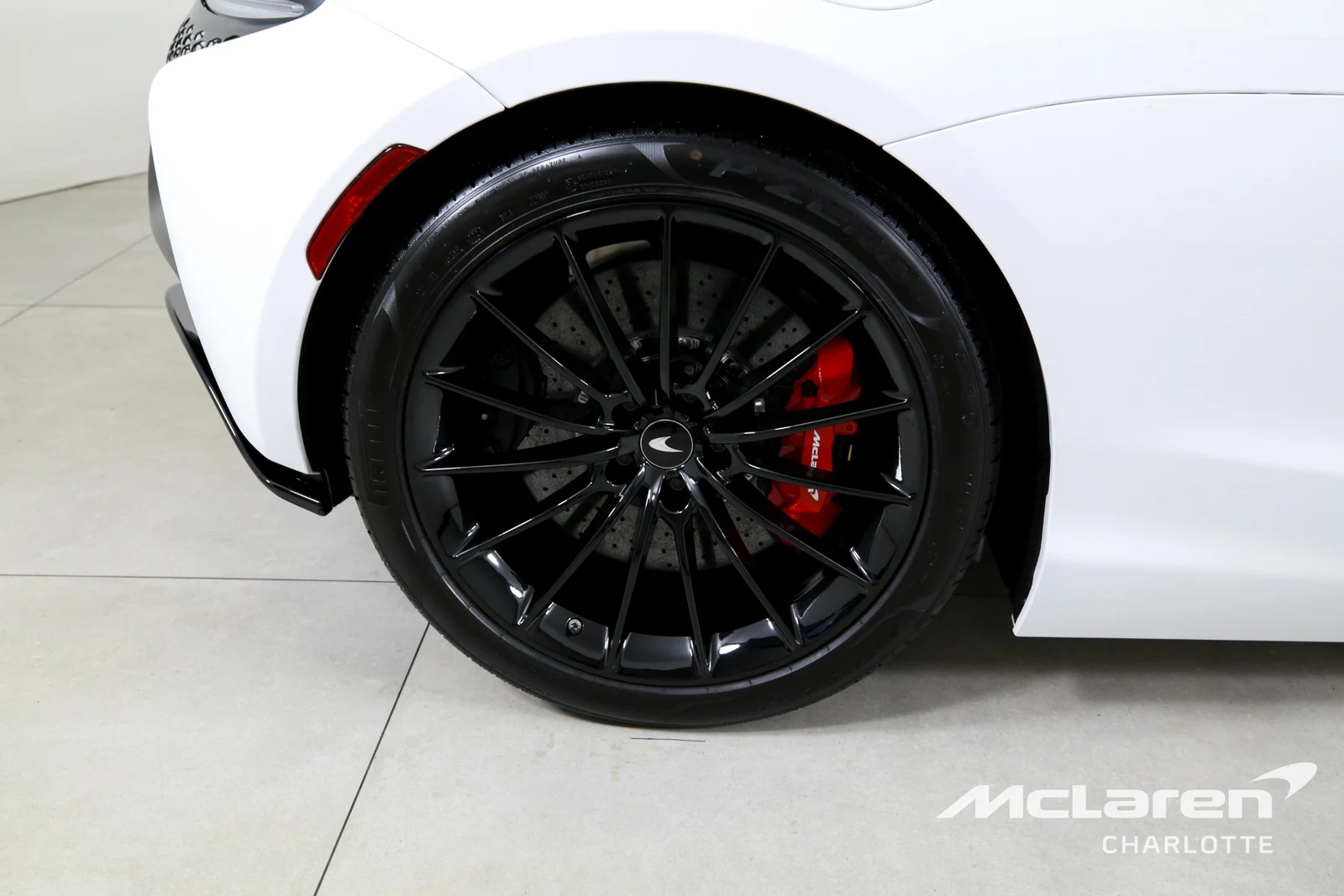 2025 McLaren Artura, 23/29