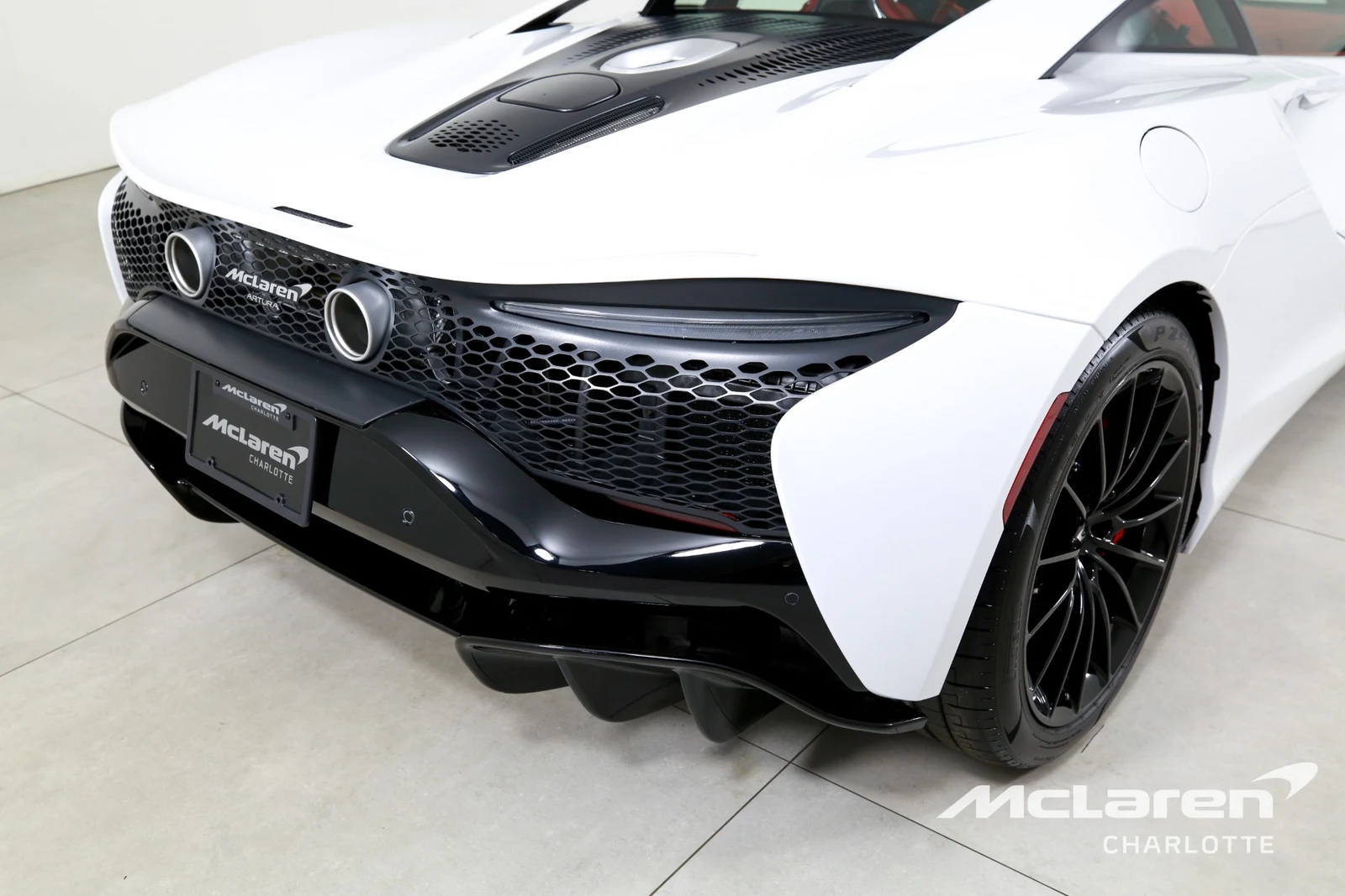 2025 McLaren Artura, 29/29