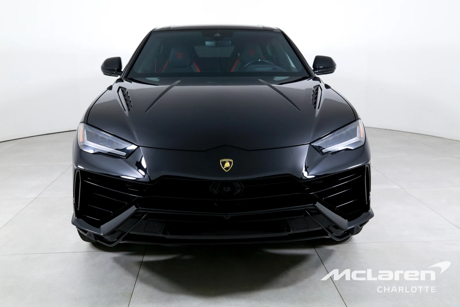 2023 Lamborghini Urus S, 2/29